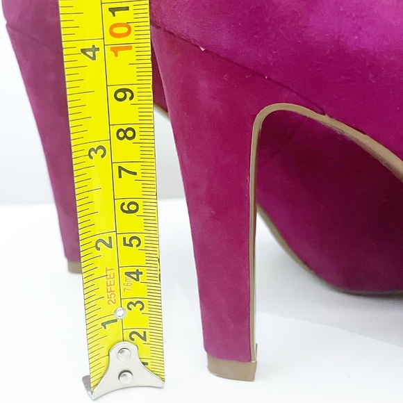 Franco Sarto Fuchsia Suede Heels - Picture 6 of 7